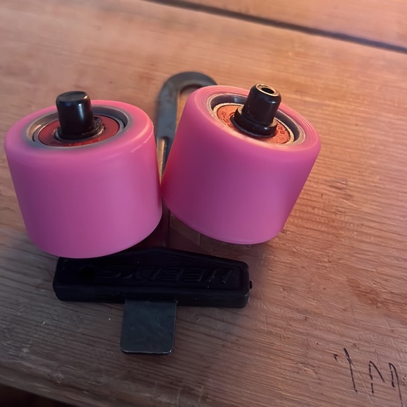 Heelys - Picture 3 of 3